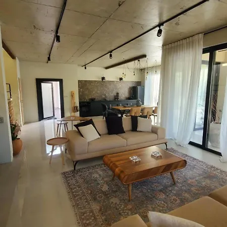 וילה Luxury Giardino Lozenetz לוזנטס