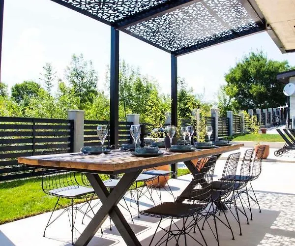 Luxury Giardino Lozenetz 别墅