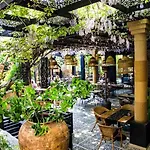Luxury Giardino Lozenetz Луксозна вила Лозенец