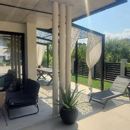 Luxury Giardino Lozenetz Villa