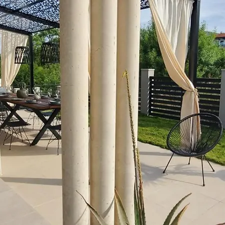 Luxury Giardino Lozenetz Villa