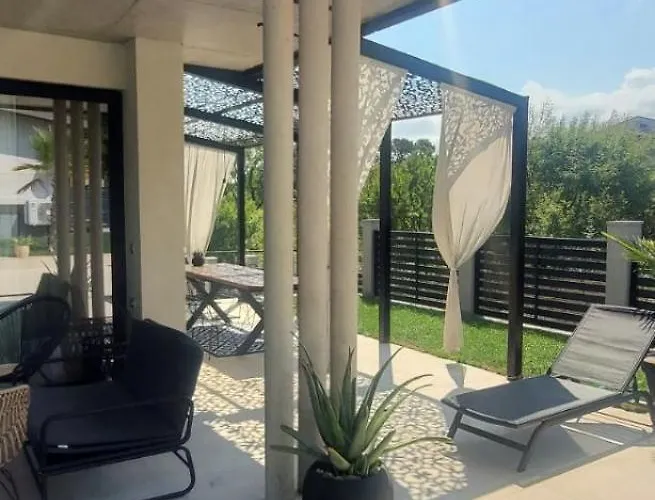 Luxury Giardino Lozenetz Вилла