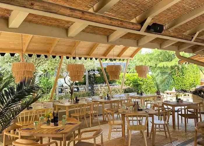 Вилла Luxury Giardino Lozenetz *